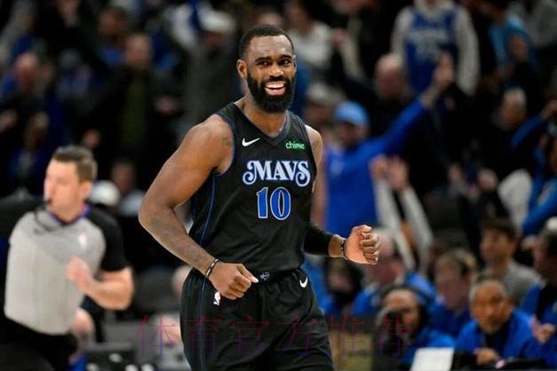 1年229万!无约场均17.7分!今年的小哈达威有多香? 1年229万!无约场均17.7分!今年的小哈达威有多香?